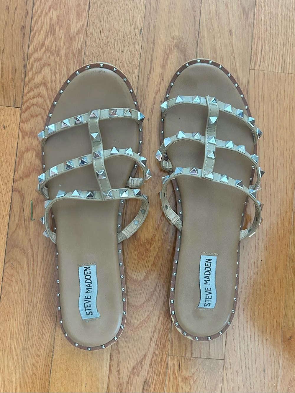 Steve Madden Beige Pyramid Stud Slide Sandals